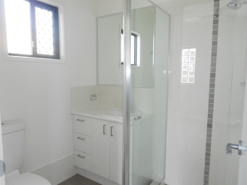 8/12 Georgina Street, Woody Point QLD 4019