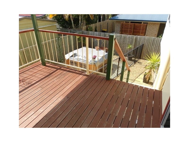 18a Roma Street, Scarborough QLD 4020