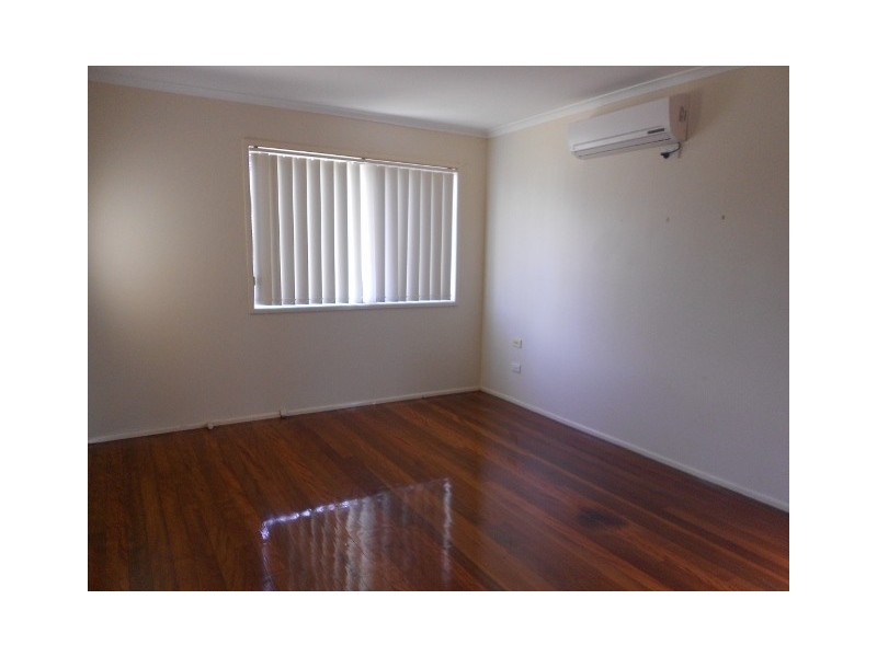 18a Roma Street, Scarborough QLD 4020