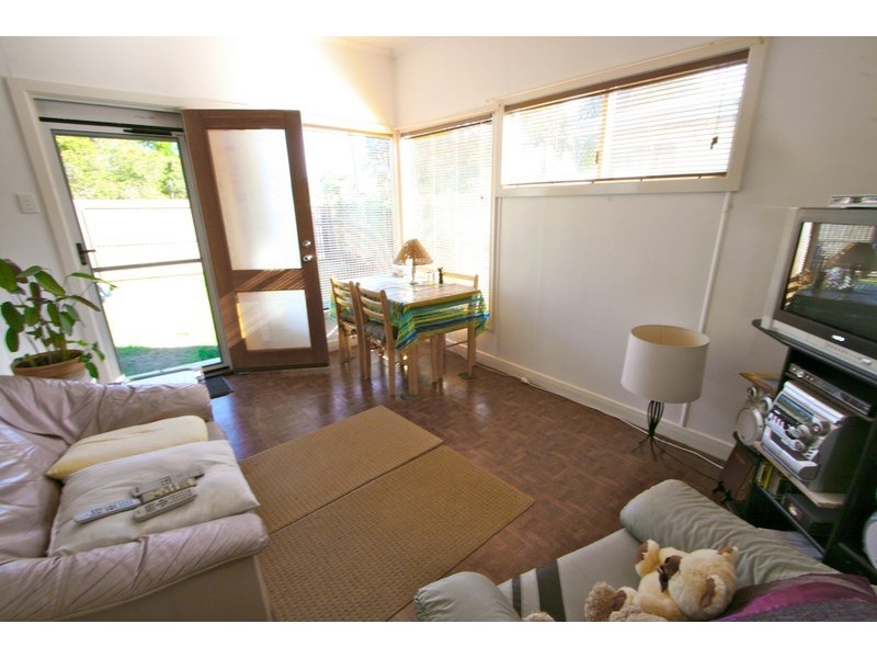 4 Dan Street, Clontarf QLD 4019