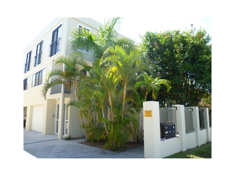 1/16 Georgina Street, Woody Point QLD 4019