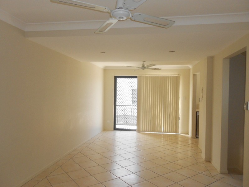 1/16 Georgina Street, Woody Point QLD 4019