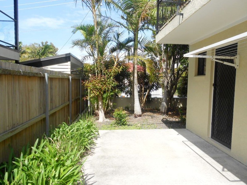 1/16 Georgina Street, Woody Point QLD 4019