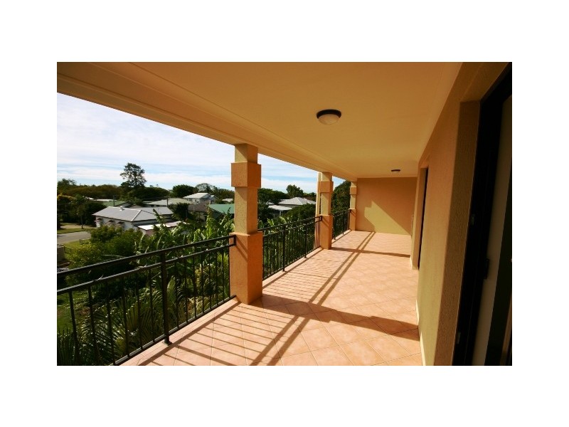 10/18-20 Wyllie Street, Redcliffe QLD 4020