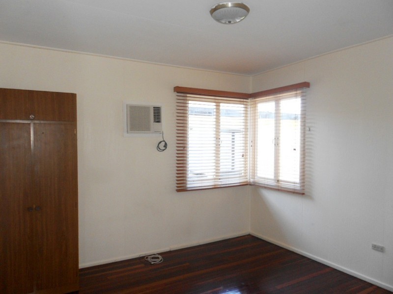 37 Knights Terrace, Margate QLD 4019