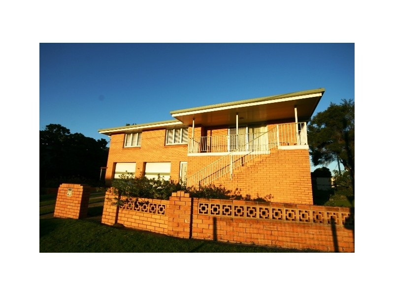 48 Scarborough Road, Redcliffe QLD 4020