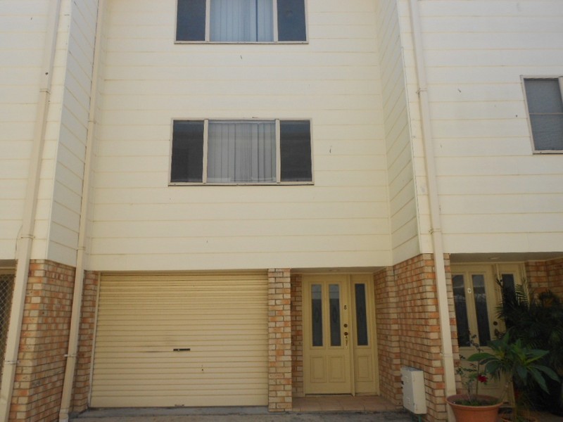 8/19 Ellen Street, Woody Point QLD 4019