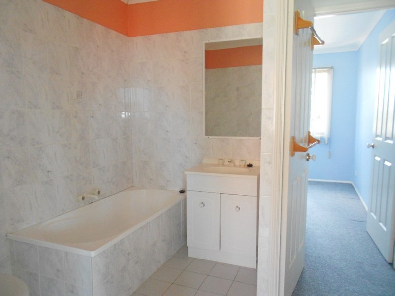 8/19 Ellen Street, Woody Point QLD 4019