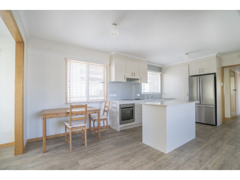 28 Livermore Street, Redcliffe QLD 4020