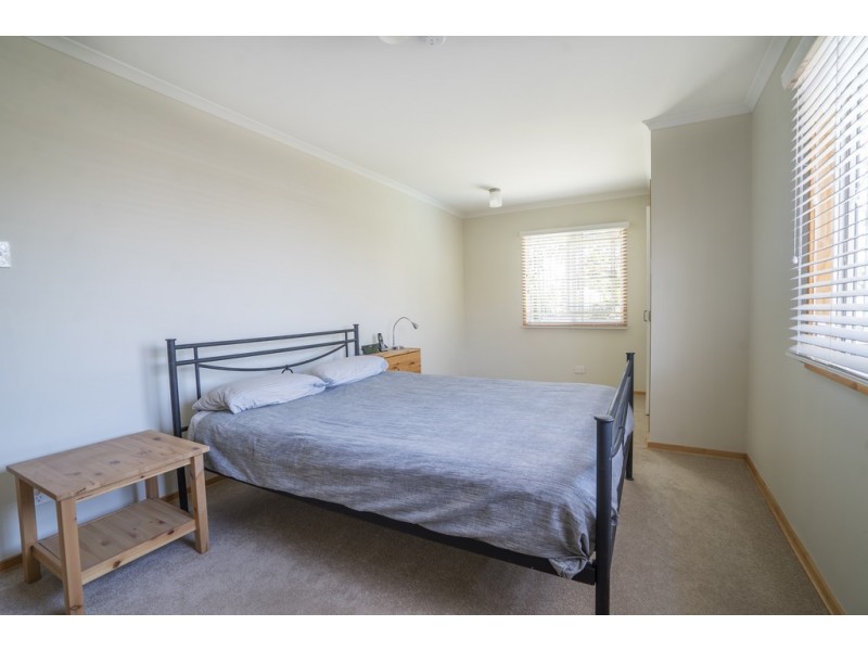 28 Livermore Street, Redcliffe QLD 4020