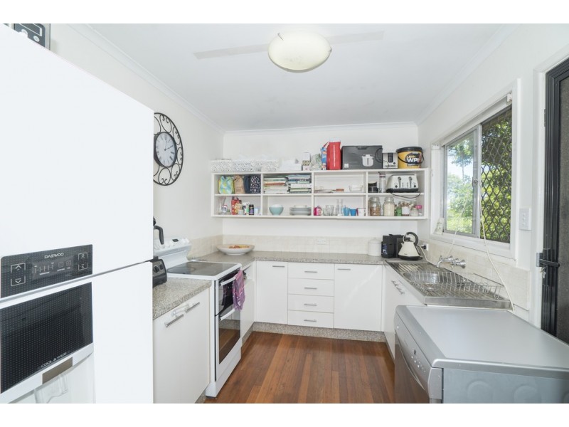 10 Leonard Street, Margate QLD 4019