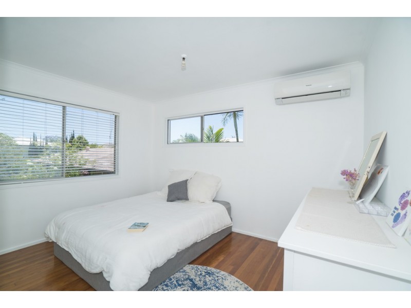10 Leonard Street, Margate QLD 4019
