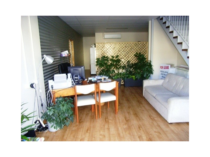 2 Hayes Place, Redcliffe Gardens Drive, Clontarf QLD 4019