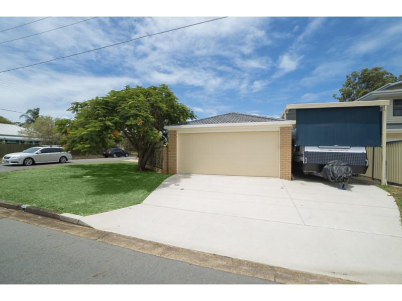 21 Bramble Street, Woody Point QLD 4019