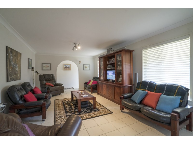 21 Bramble Street, Woody Point QLD 4019