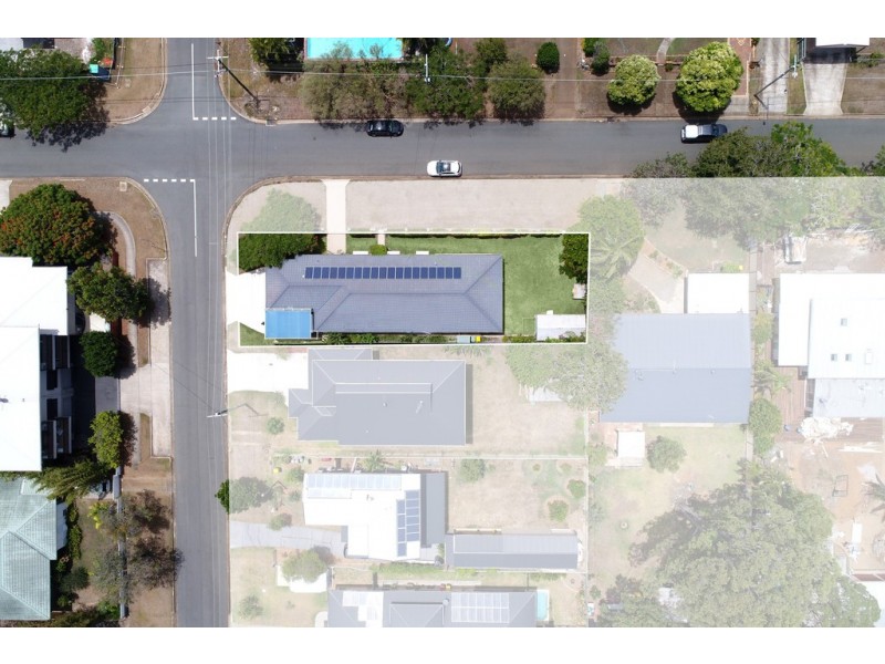 21 Bramble Street, Woody Point QLD 4019