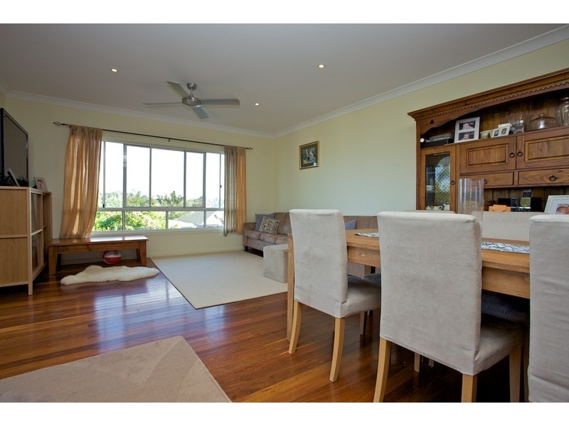 45 Cowen Street, Margate QLD 4019