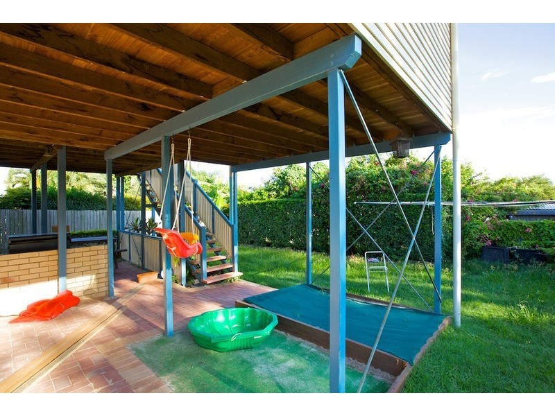 45 Cowen Street, Margate QLD 4019