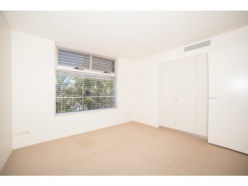 9/65 Landsborough Avenue, Scarborough QLD 4020