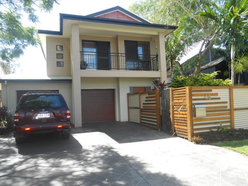 48 McLennan Street, Woody Point QLD 4019