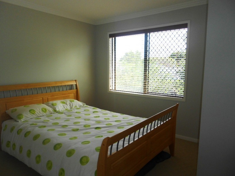 48 McLennan Street, Woody Point QLD 4019