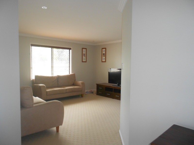 48 McLennan Street, Woody Point QLD 4019