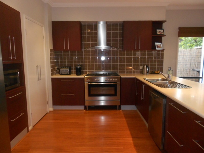 48 McLennan Street, Woody Point QLD 4019