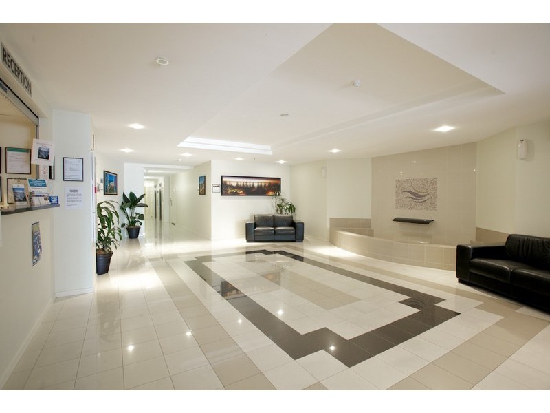 604/89 Landsborough Avenue, Scarborough QLD 4020