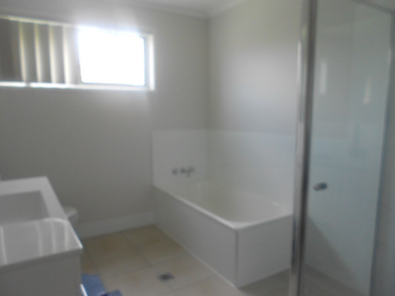 32 Pinewood Street, Redcliffe QLD 4020