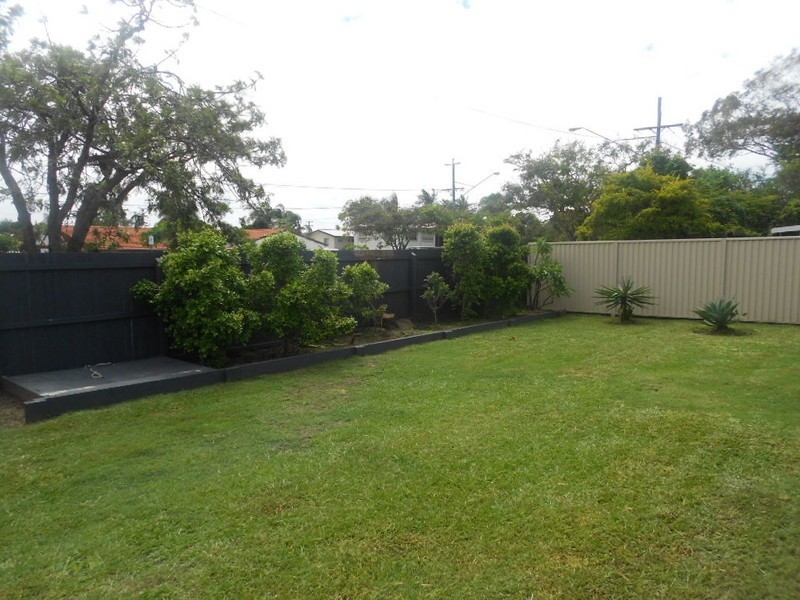 32 Pinewood Street, Redcliffe QLD 4020