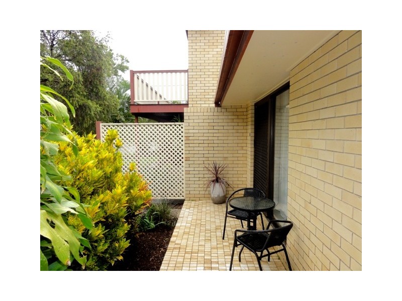 1/11 View Street, Woody Point QLD 4019