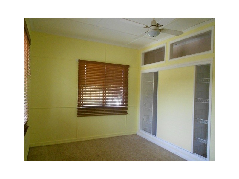 58 Shields Street, Redcliffe QLD 4020