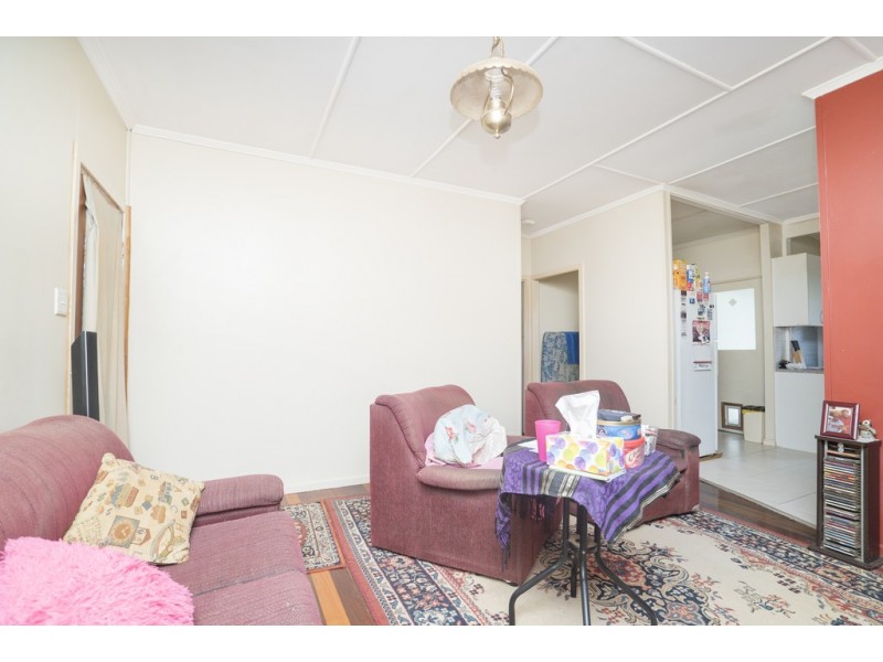 8 Bradley Road, Clontarf QLD 4019