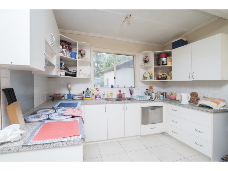 8 Bradley Road, Clontarf QLD 4019