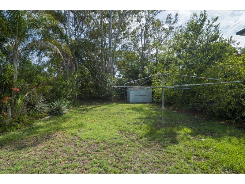 8 Bradley Road, Clontarf QLD 4019