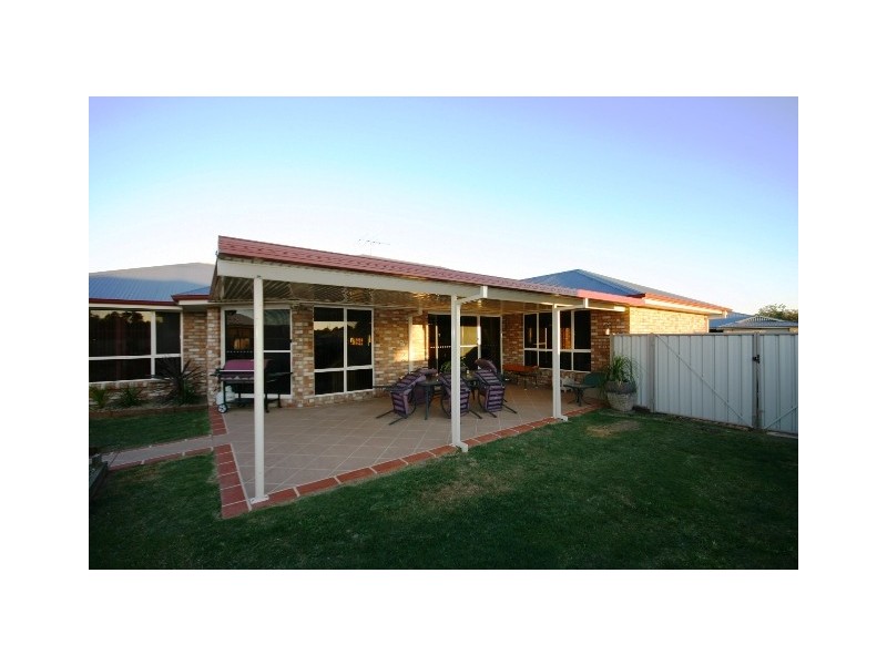 33 Yandina Place, Deception Bay QLD 4508