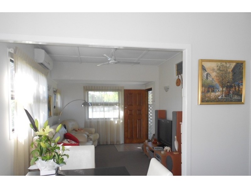 5 Roland Street, Clontarf QLD 4019