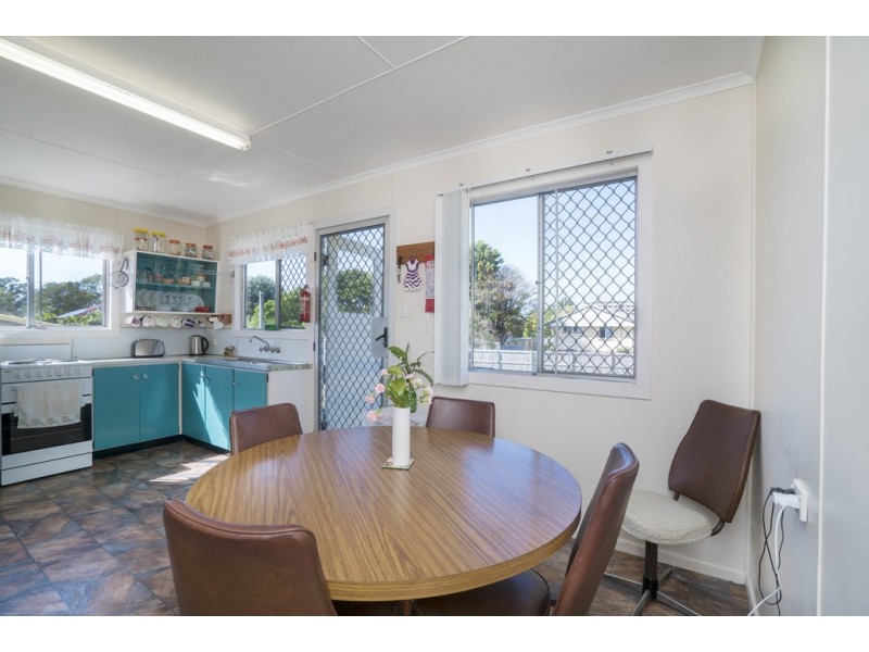 10 Glenloc Street, Redcliffe QLD 4020