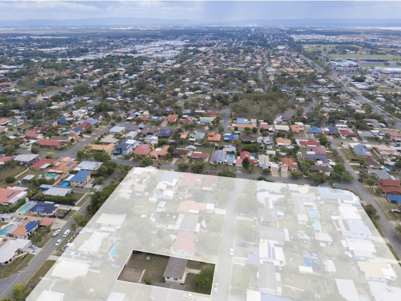 10 Glenloc Street, Redcliffe QLD 4020