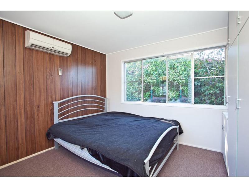 42a Valerie Street, Clontarf QLD 4019