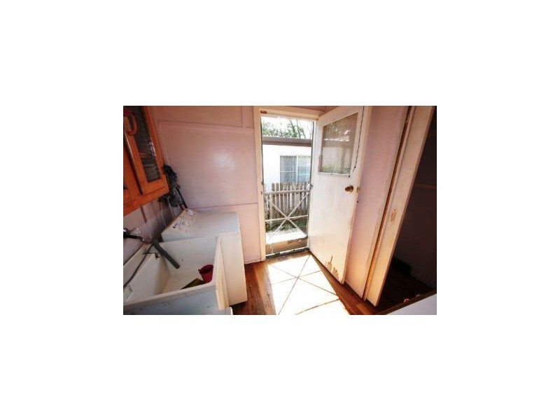 42 Valerie Street, Clontarf QLD 4019