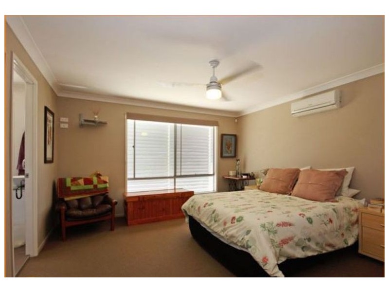 101 Longland Street, Redcliffe QLD 4020
