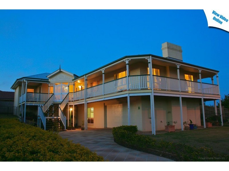 2 Lochside Drive, North Lakes QLD 4509