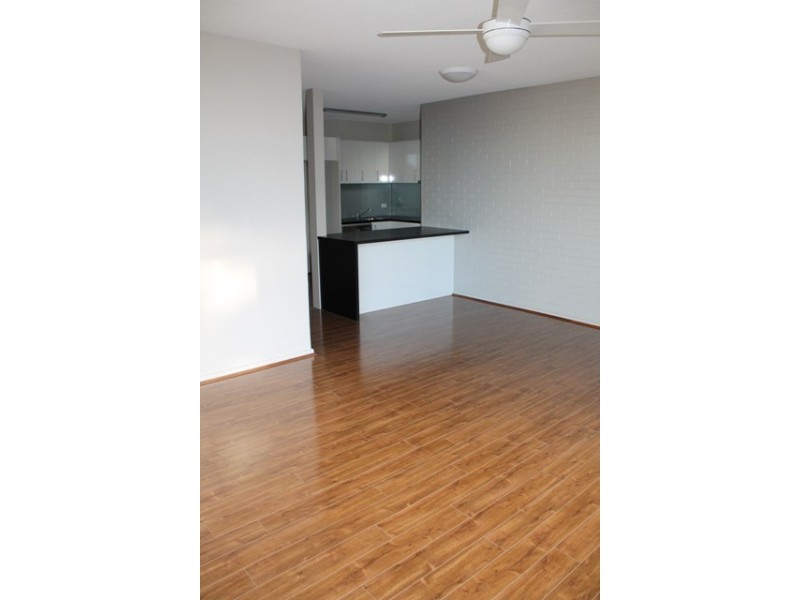 3/73 Marine Parade, Redcliffe QLD 4020