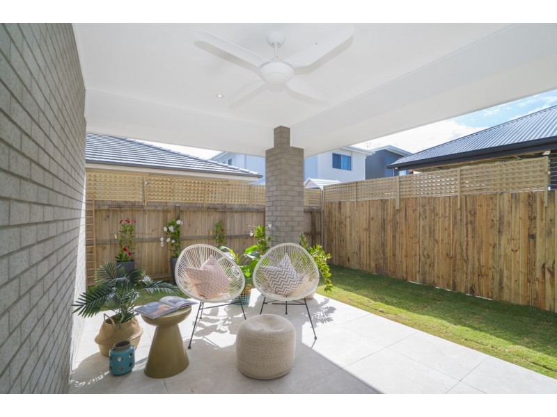 6 Galley Lane, Newport QLD 4020