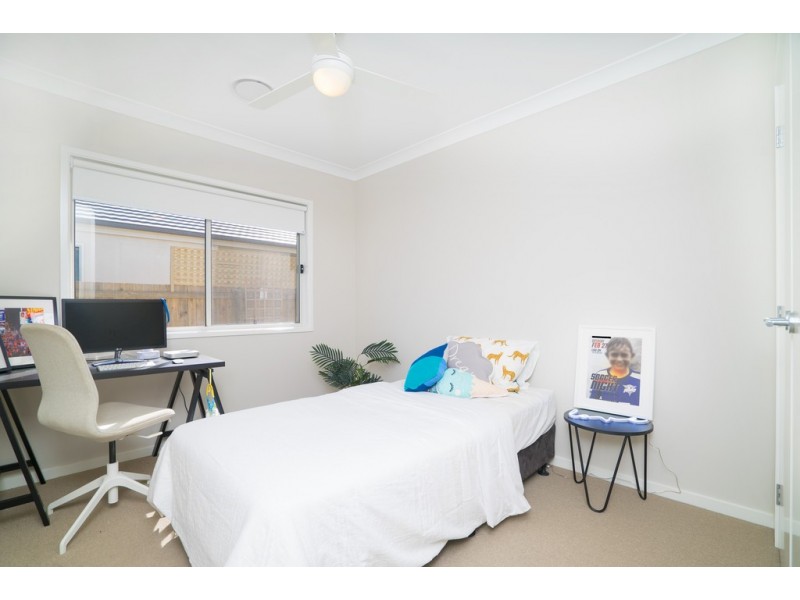 6 Galley Lane, Newport QLD 4020