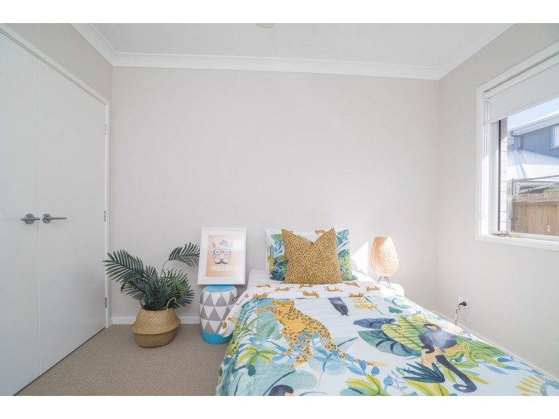 6 Galley Lane, Newport QLD 4020