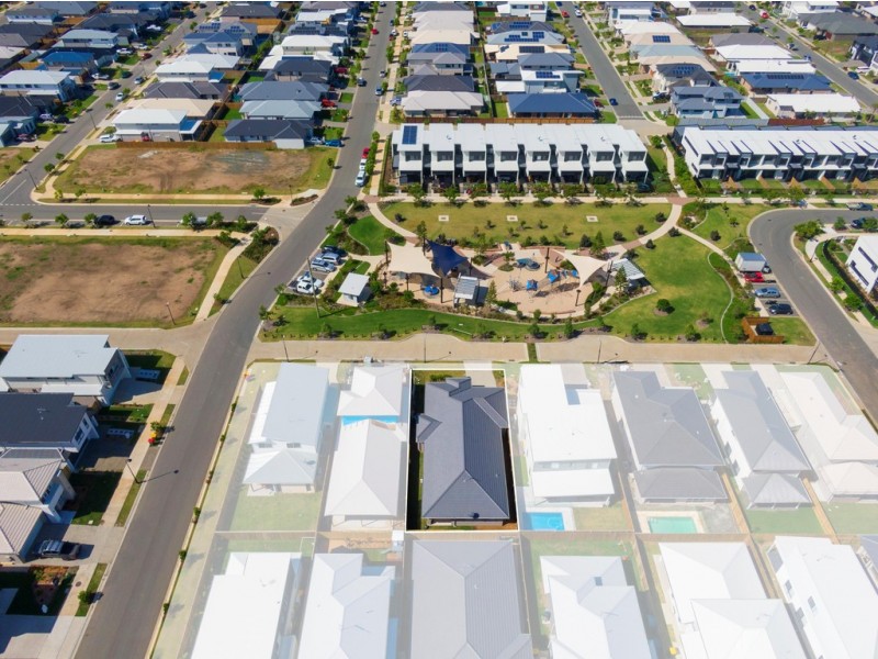 6 Galley Lane, Newport QLD 4020