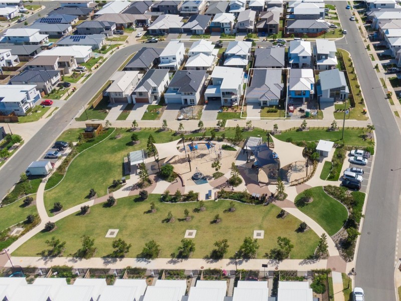 6 Galley Lane, Newport QLD 4020