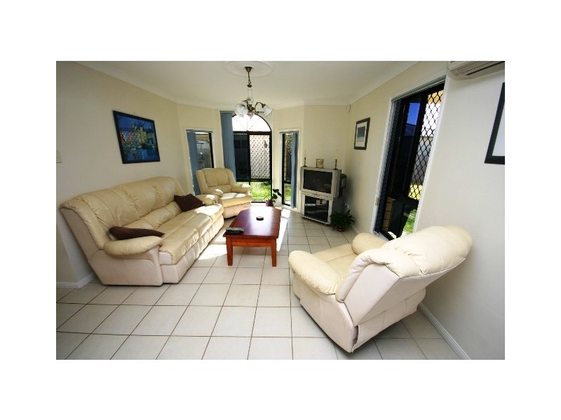 22 Kristen Court, Redcliffe QLD 4020